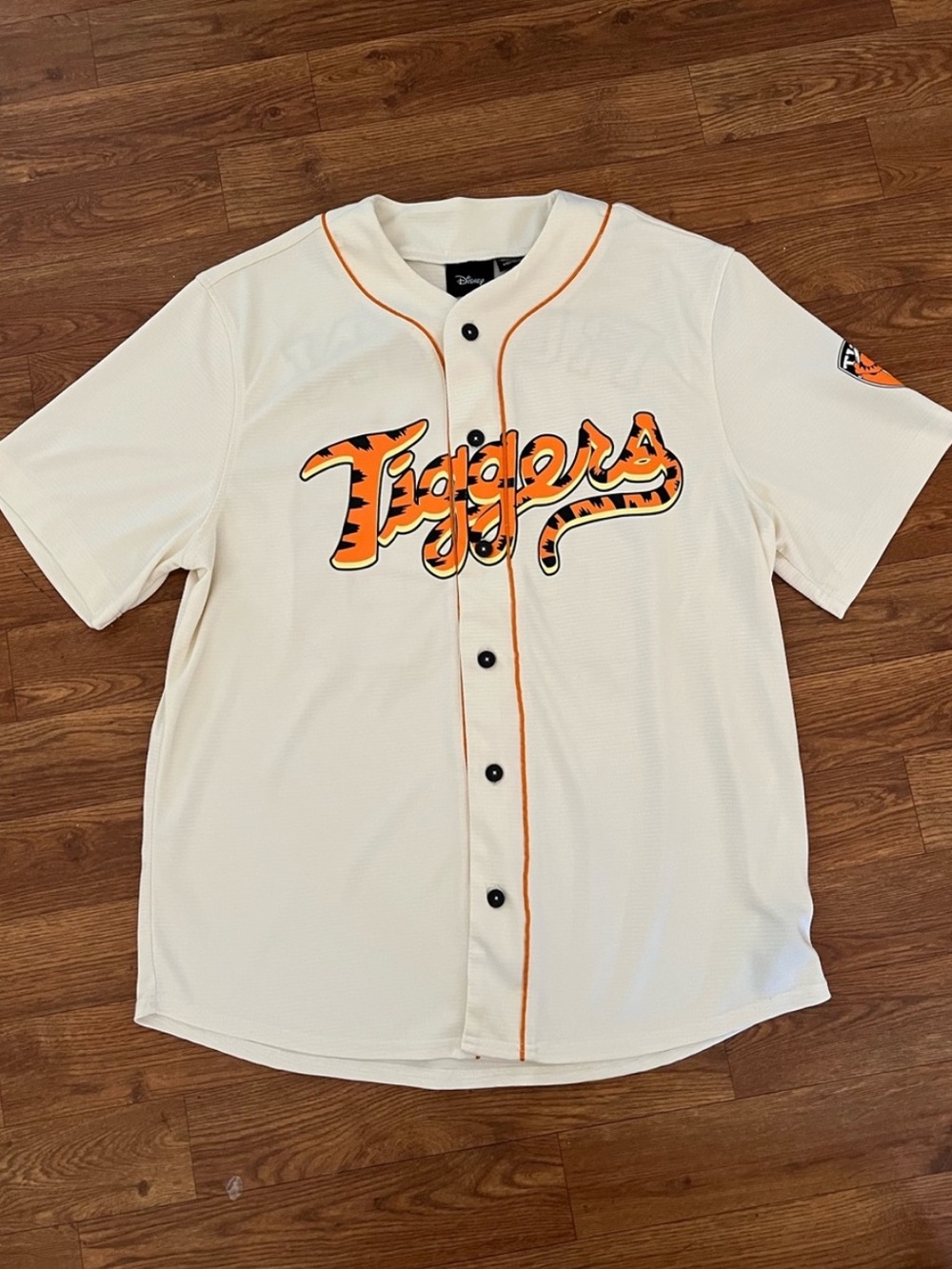 Disney Winnie The Pooh Tiggers Jersey - BoxLunch Exclusive Size M
